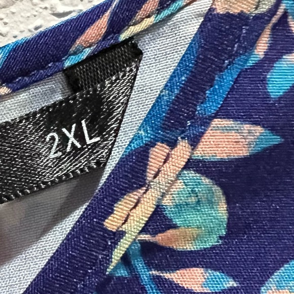 Blue Pattern Dress - Picture 3 of 3